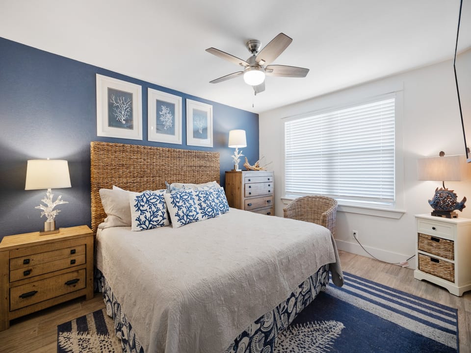 Master bedroom with King bed!