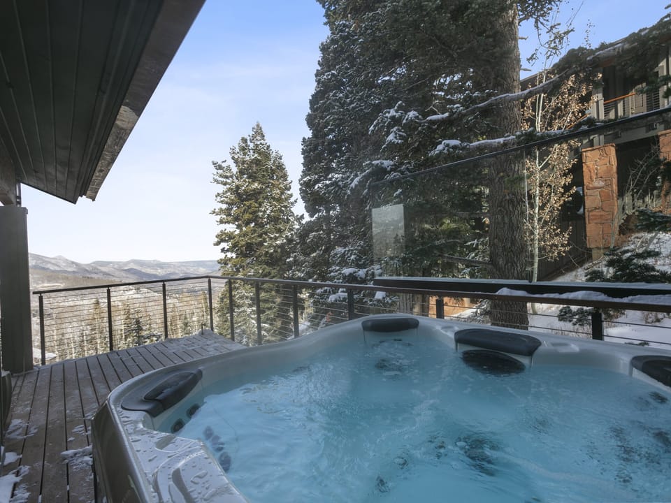 Tub