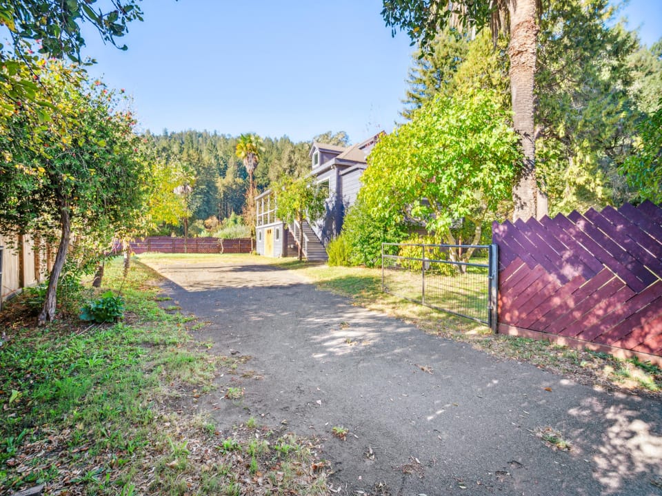 Arbour