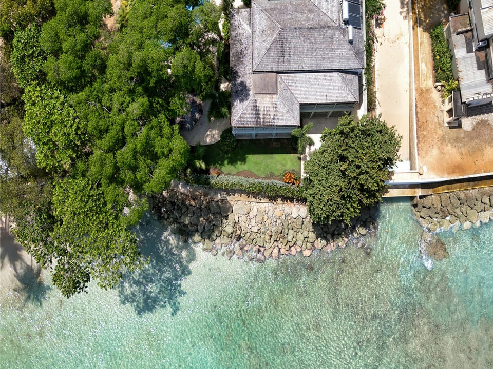 Hemingway House - The serenity of Barbados' Gibbes Beach