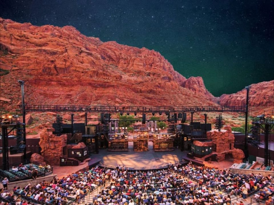 Enjoy Discounts with Tuacahn Theater Tickets During Your Visit