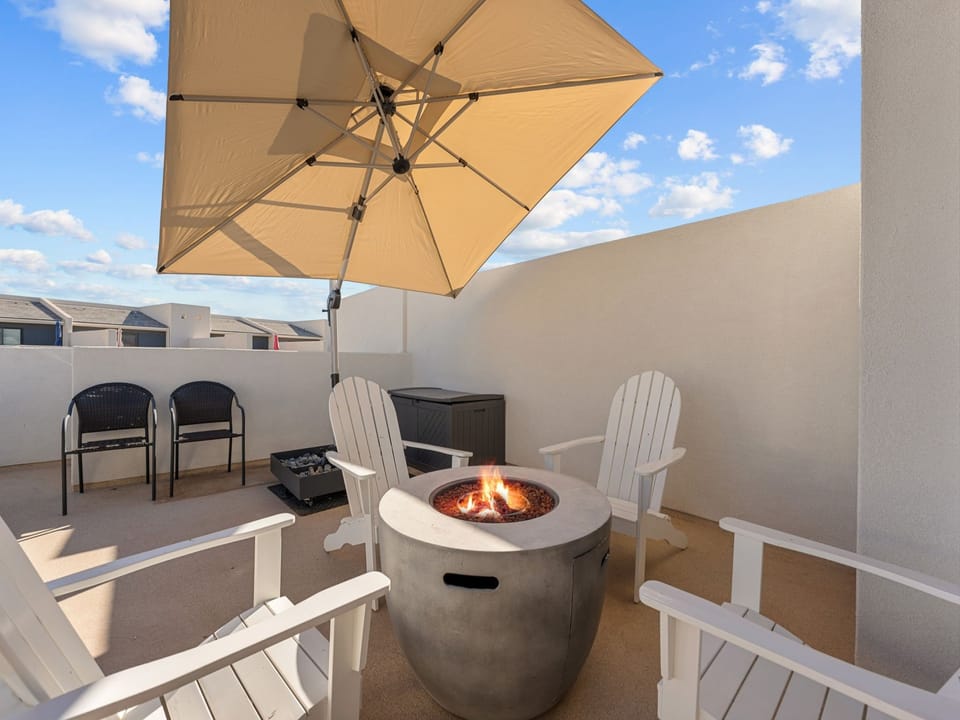 Rooftop Patio
