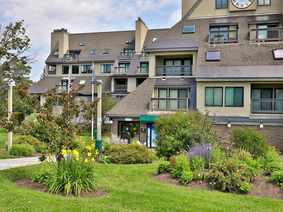 Mountain Green Building 3