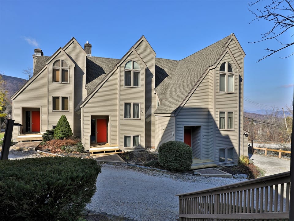 Fall line condominiums are conveniently located a short distance to base lodges for skiing.