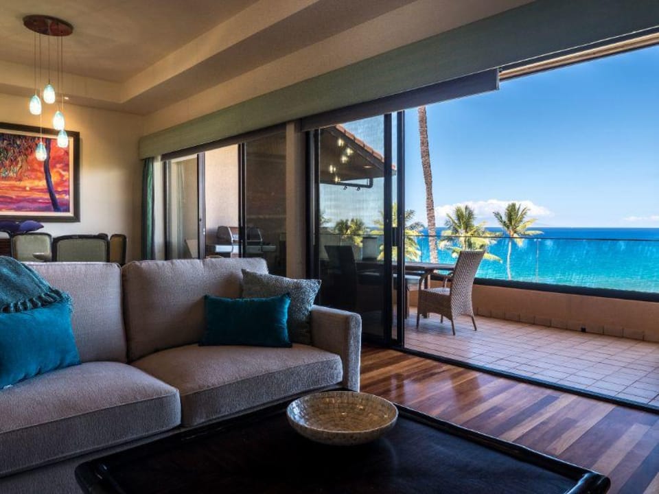 10 Makena Surf C205