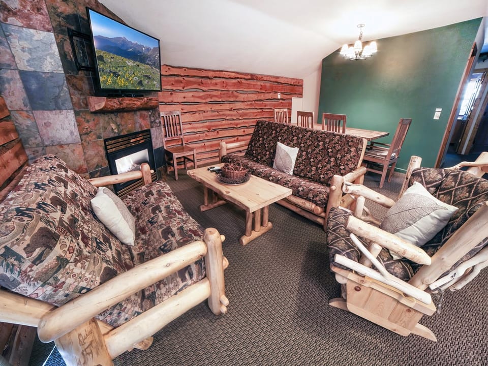 Living Room with Queen and Full Futons