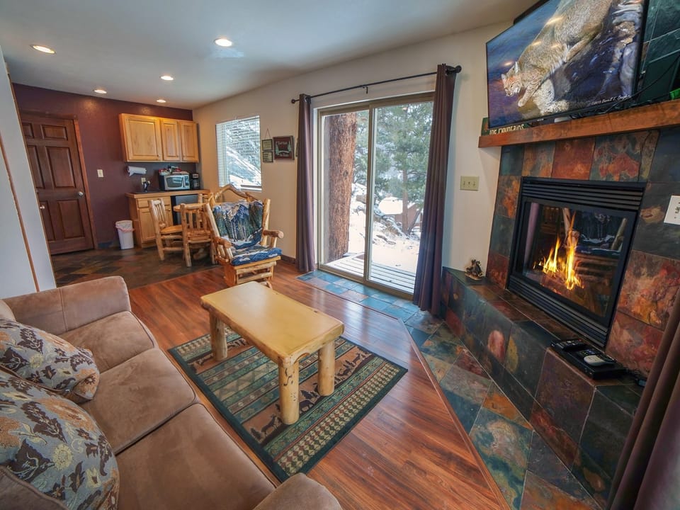 Living Room with Gas Fireplace