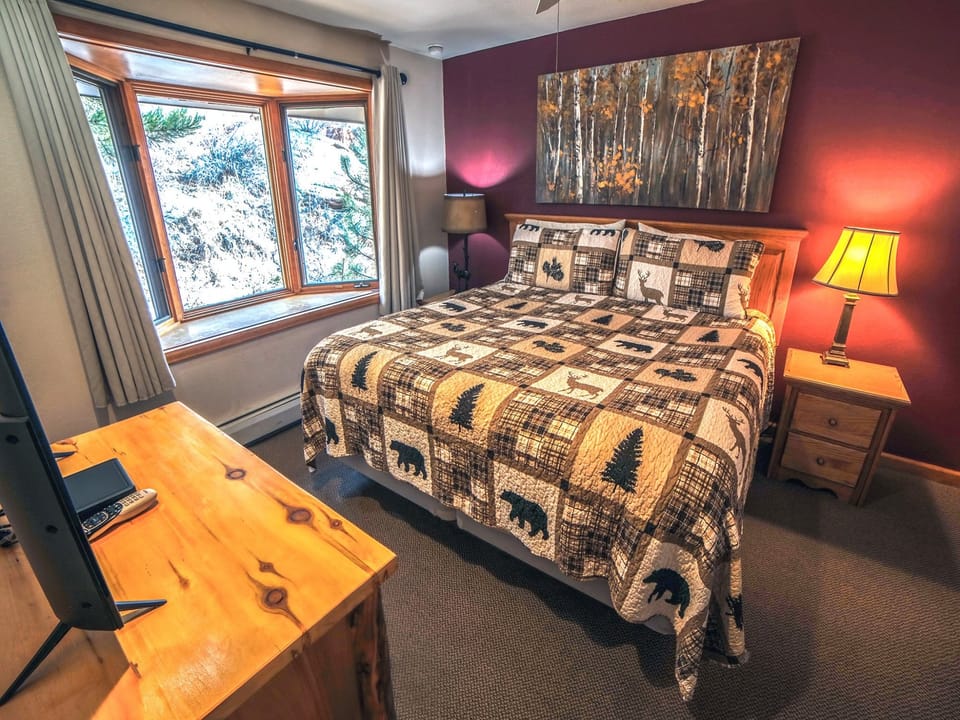 King Bed