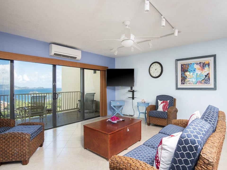 Large tv for enjoying your vacation shows.