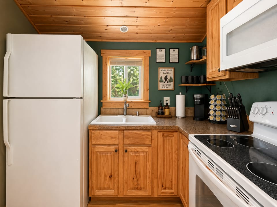 The kitchenette provides everything you need for your stay with the exception of a dishwasher.