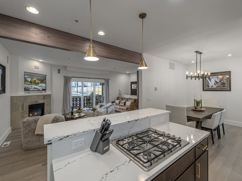 Gas cooktop