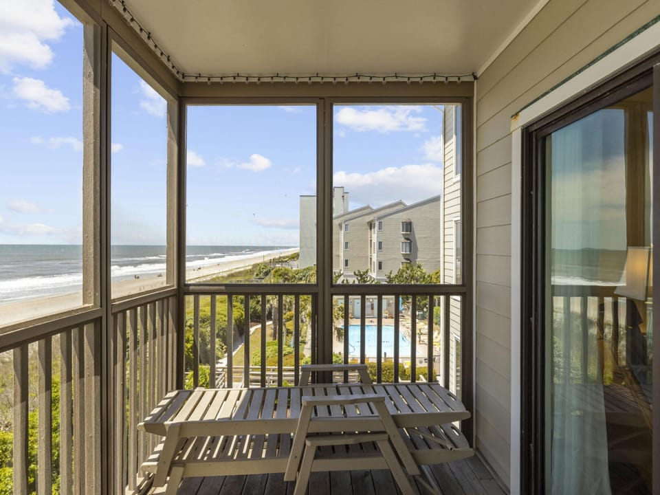 Ocean Front Balcony
