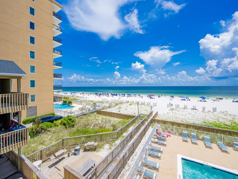 Gulf Village 204-04