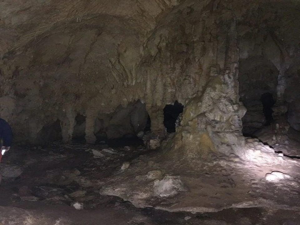 Hatchet Bay Cave