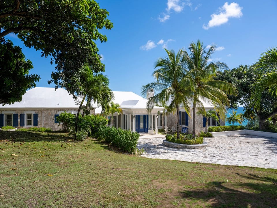 This beautifully restored and modernized estate home of the late Sir Roland Symonette