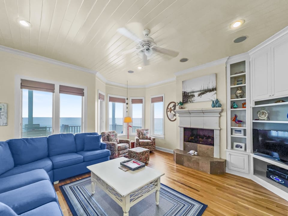 Includes a queen pullout sleeper, fireplace, seating area and cable/streaming entertainment