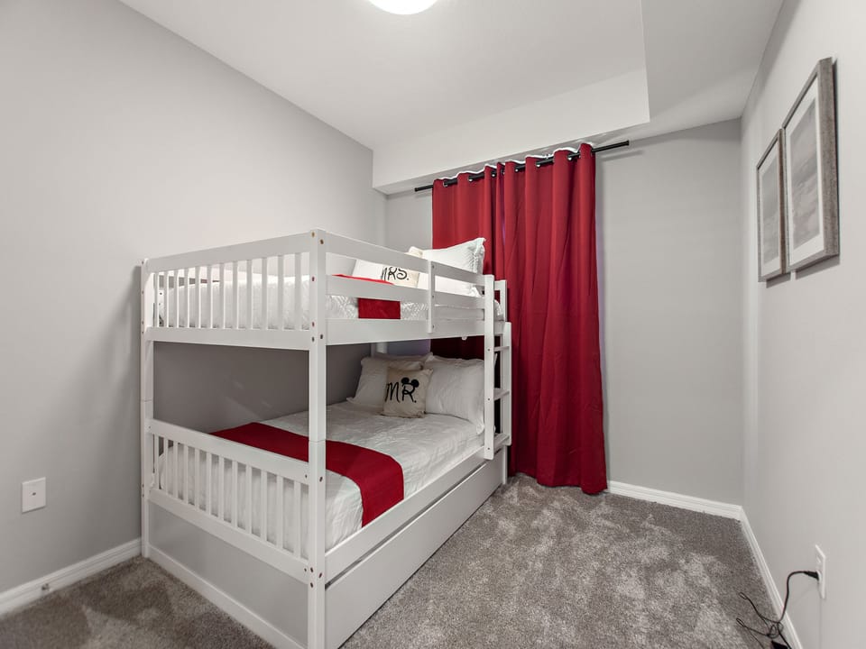 Full-size bunk bed