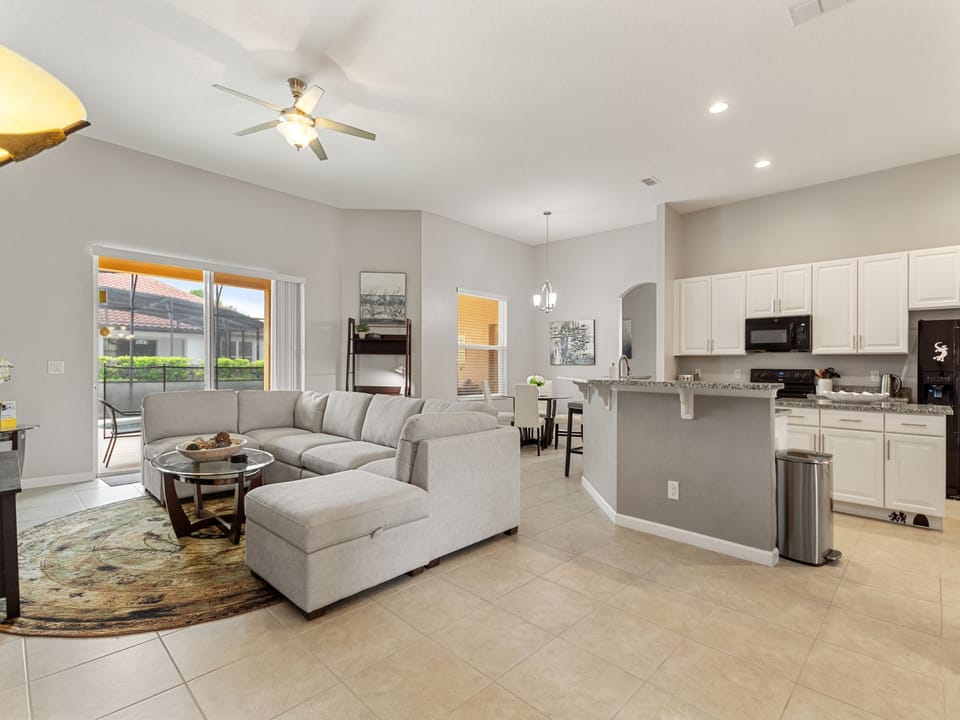 Open floor living area and kitchen