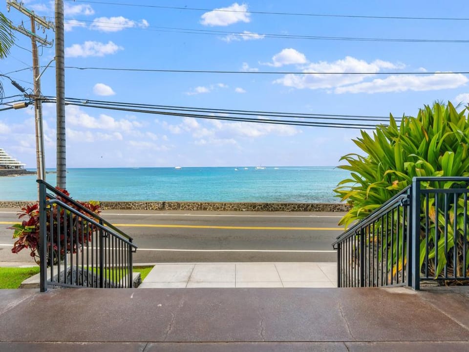 Complex is right on iconic Alii Drive