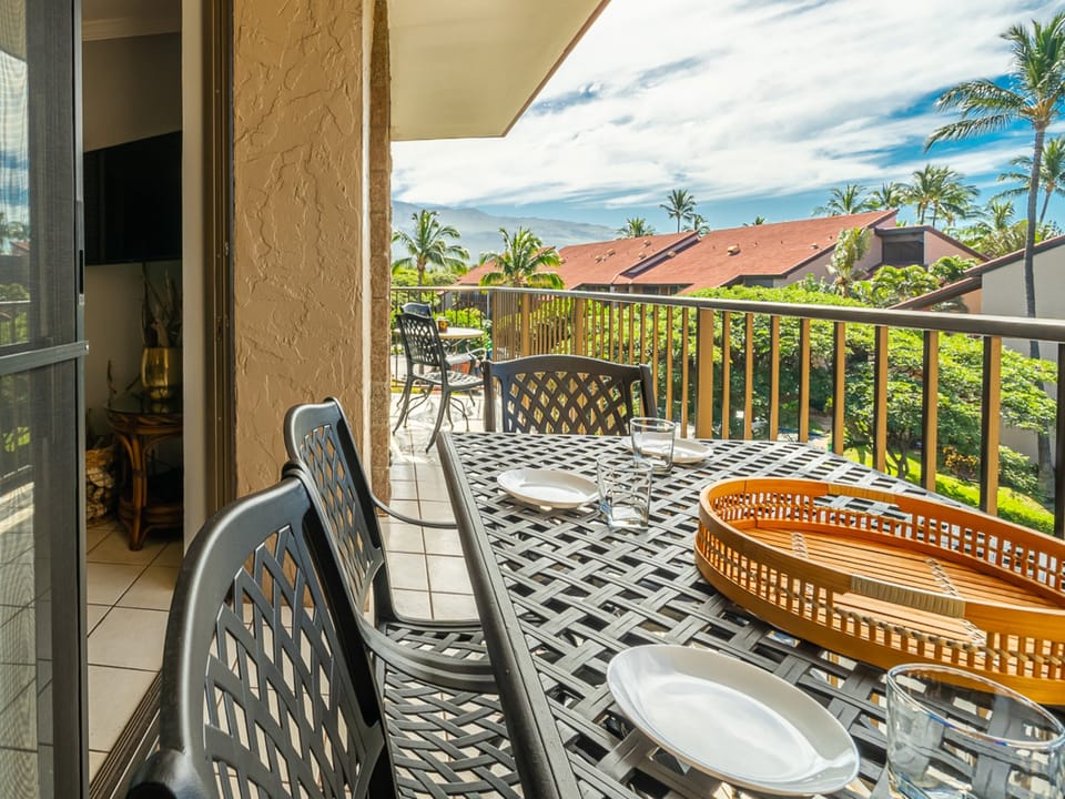 Expansive private lanai.