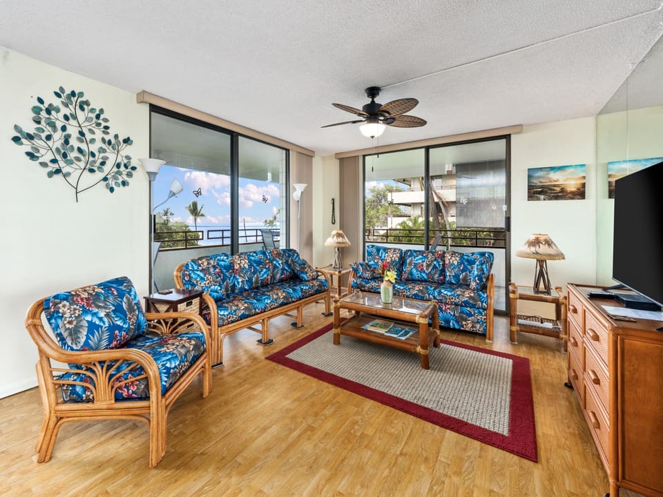 Large living space for everyone to enjoy