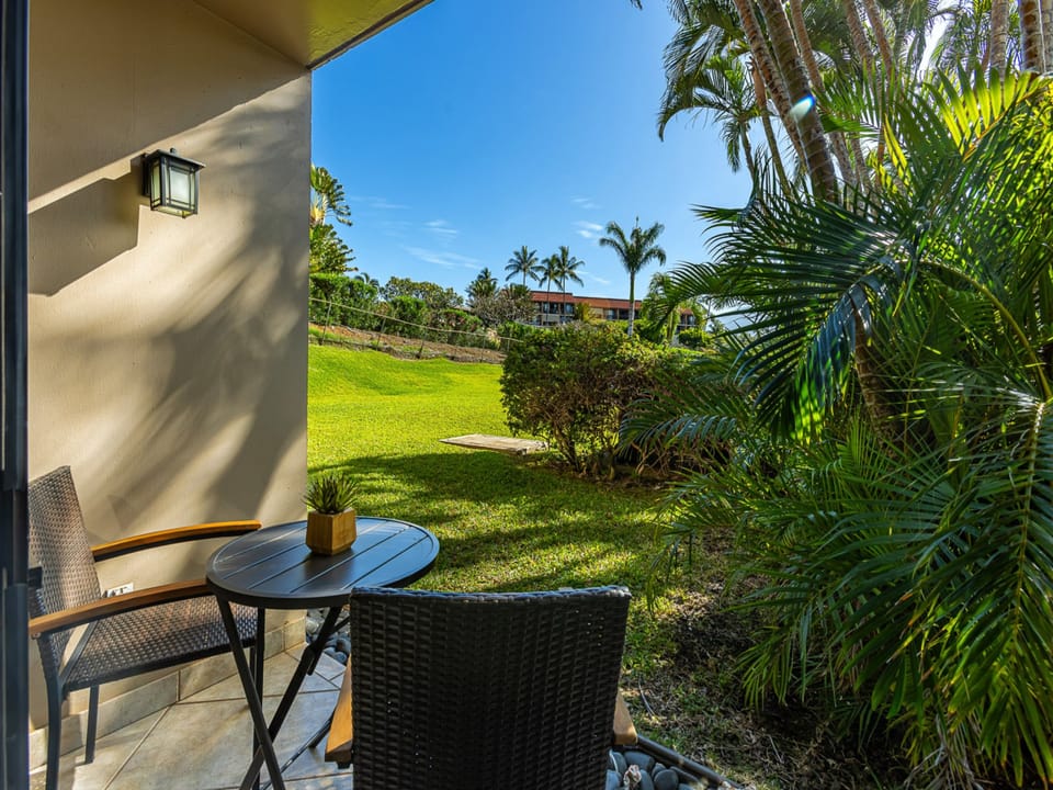 Relax on the lanai.