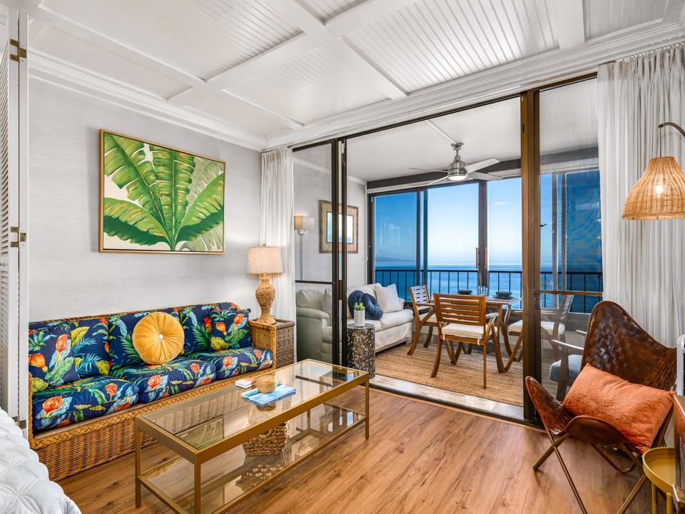 Unwind in your bright, coastal living space with vibrant tropical touches and an open flow to your private balcony. Step outside to enjoy unobstructed ocean views and refreshing sea breezes.