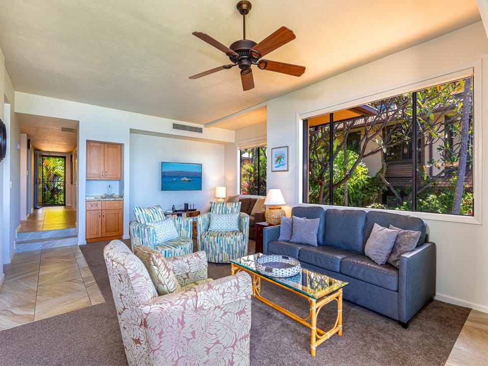 Spacious Room for Family to Gather