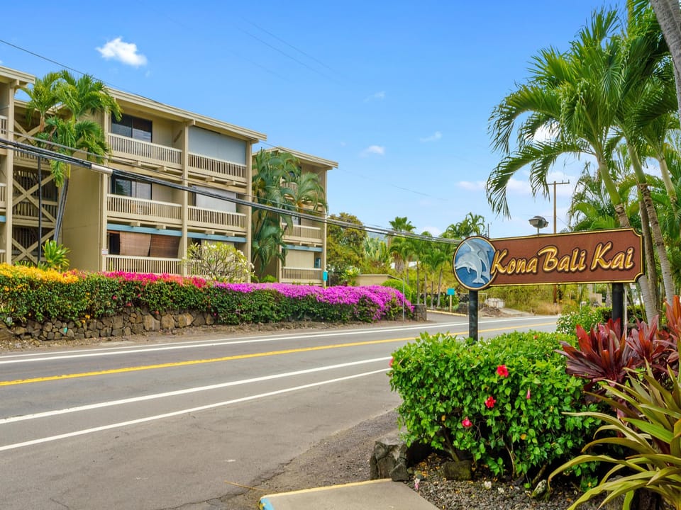 Welcome to Kona Bali Kai!