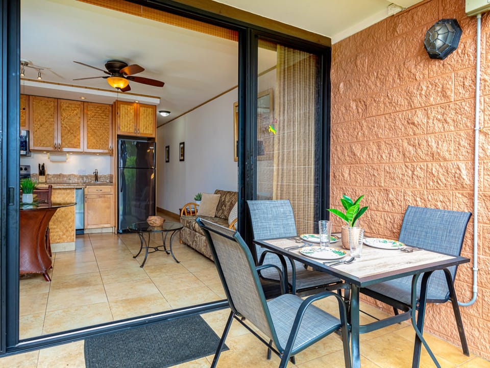 Enjoy a meal on the lanai