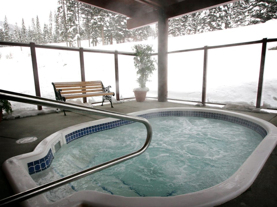Tub