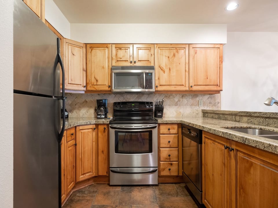 Fully equipped kitchen