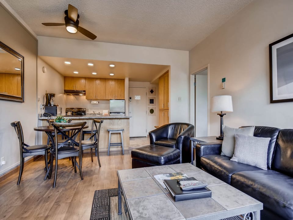 Dining table seating 4 - Park City Lodging-115 Edelweiss