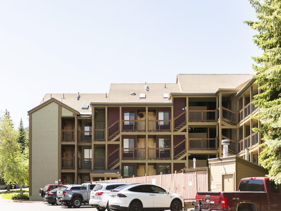Snowcrest exterior with private permitted parking