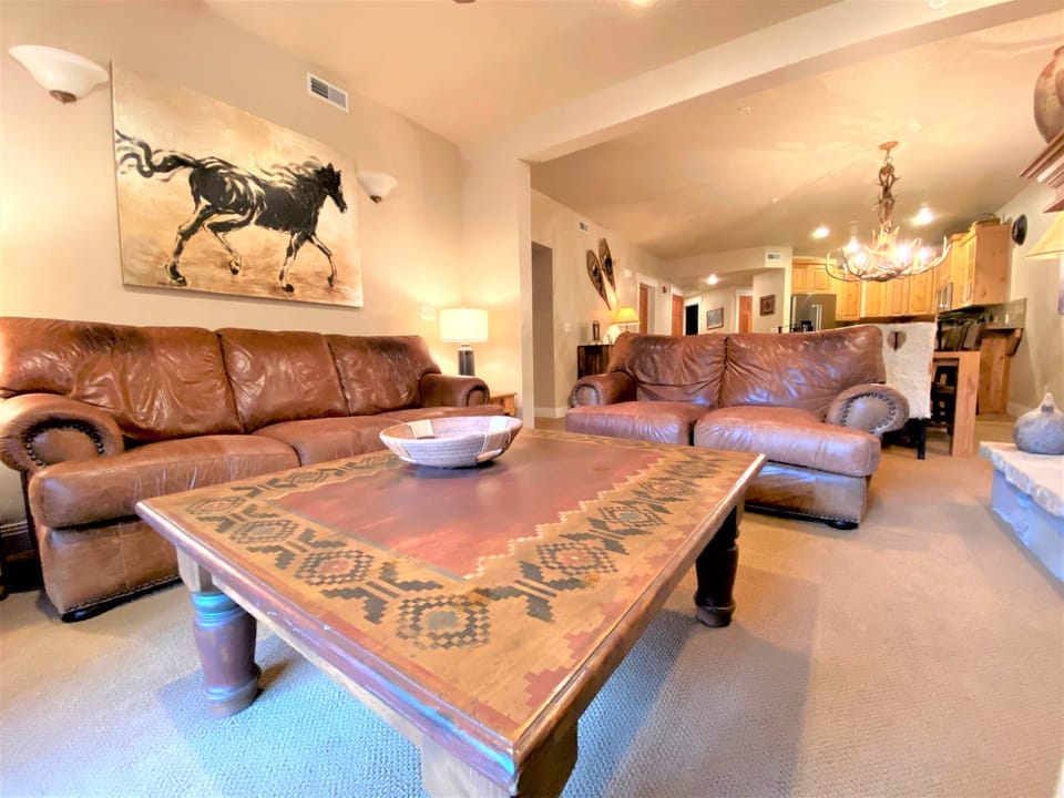 Town Pointe B203 Living Room