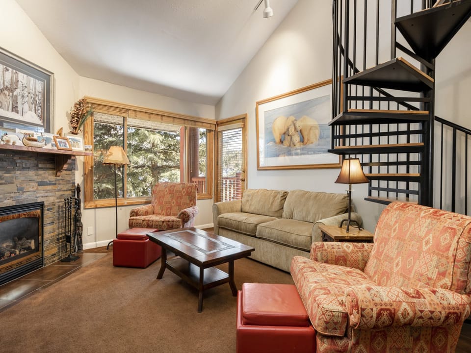 Spacious living area