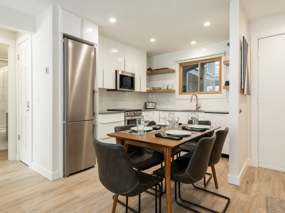 Fully equipped kitchen