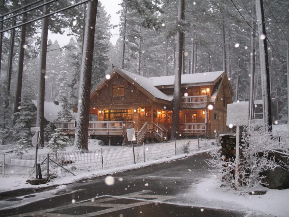 Professionally managed by Lake Tahoe Accommodations