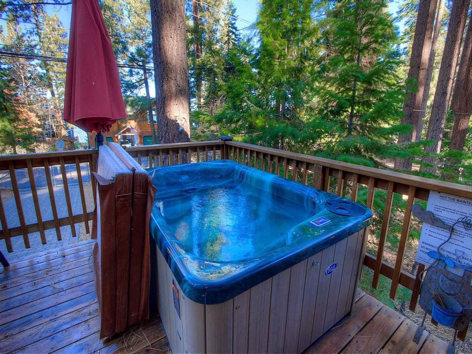 Professionally managed by Lake Tahoe Accommodations