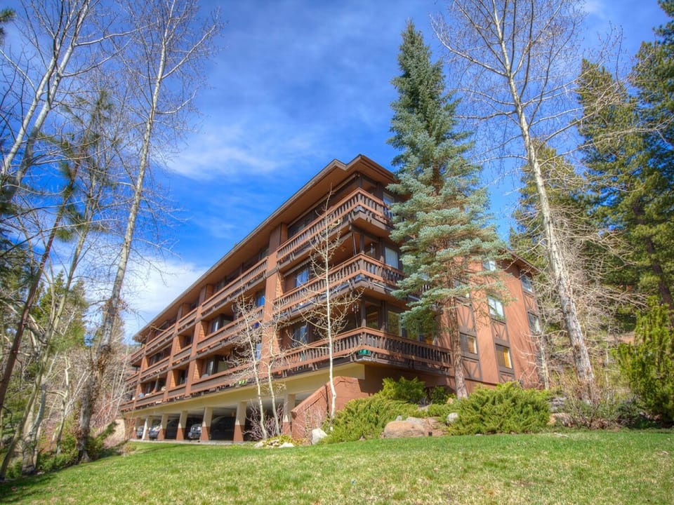 Professionally managed by Lake Tahoe Accommodations.