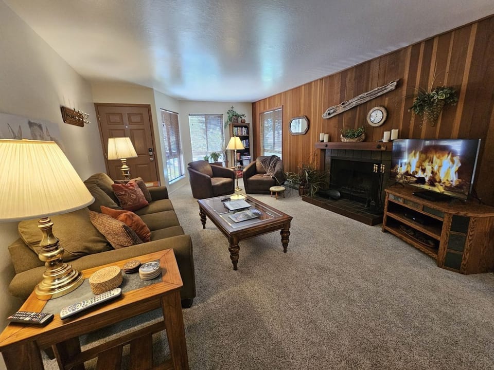 Main Floor - Living Room