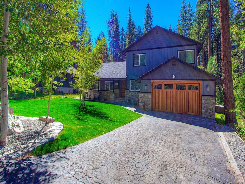 Professionally managed by Lake Tahoe Accommodations