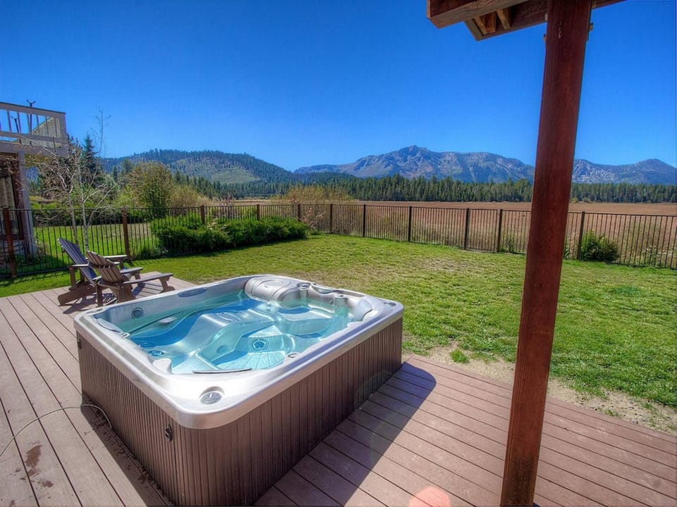 Professionally managed by Lake Tahoe Accommodations