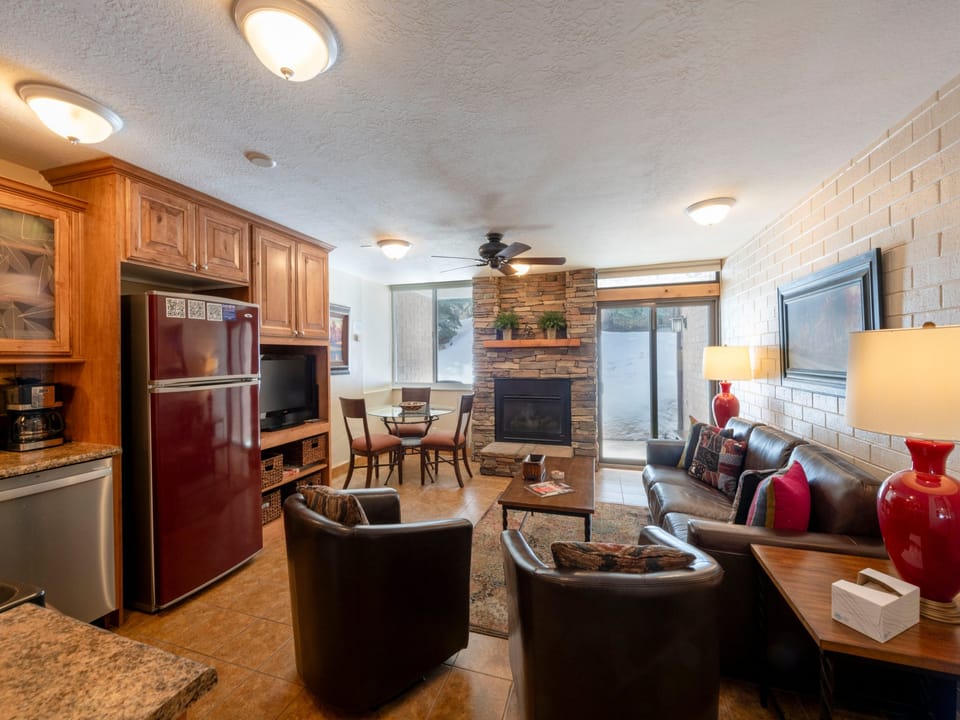 Park Avenue Condominiums 211 - Park City Utah - CooperWynn Property Management