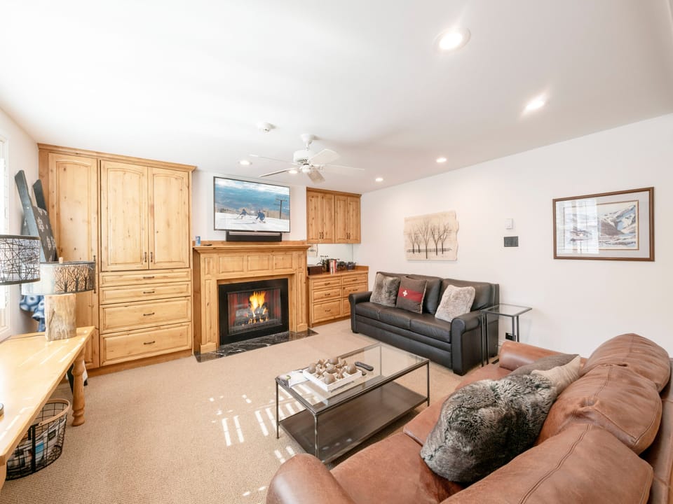 Park City Resort Lodging-Resort Plaza 5034