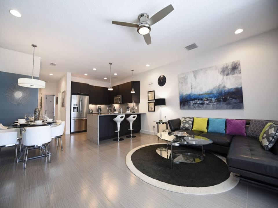 Full Room 2 1200.jpg