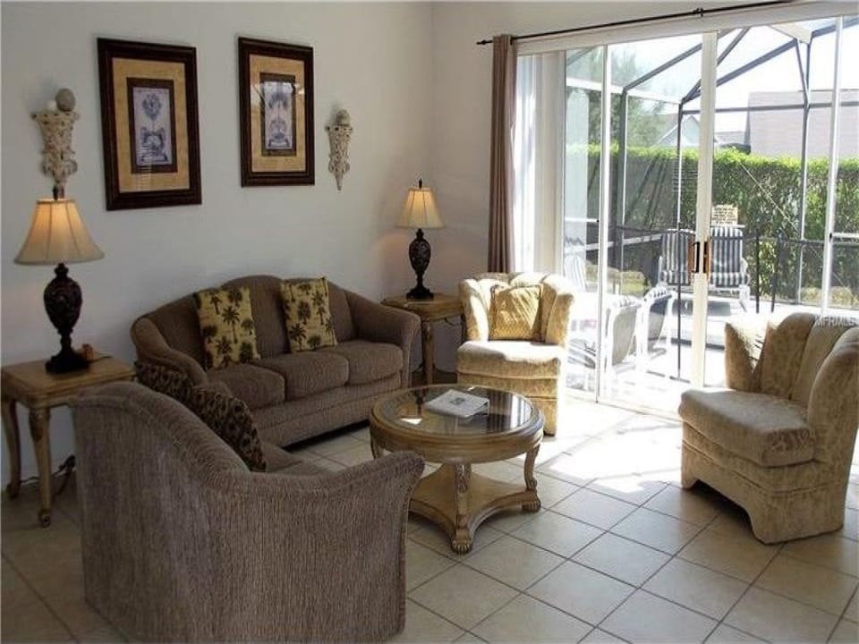 1616MorningStar-LivingRoom5