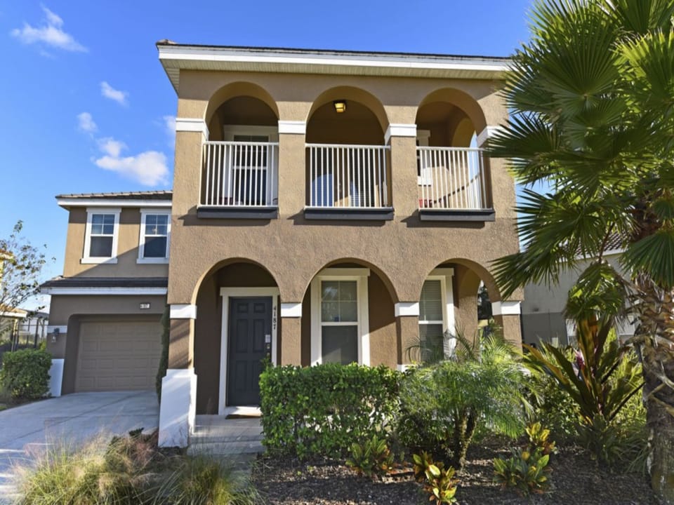 Exterior Front 1200.jpg