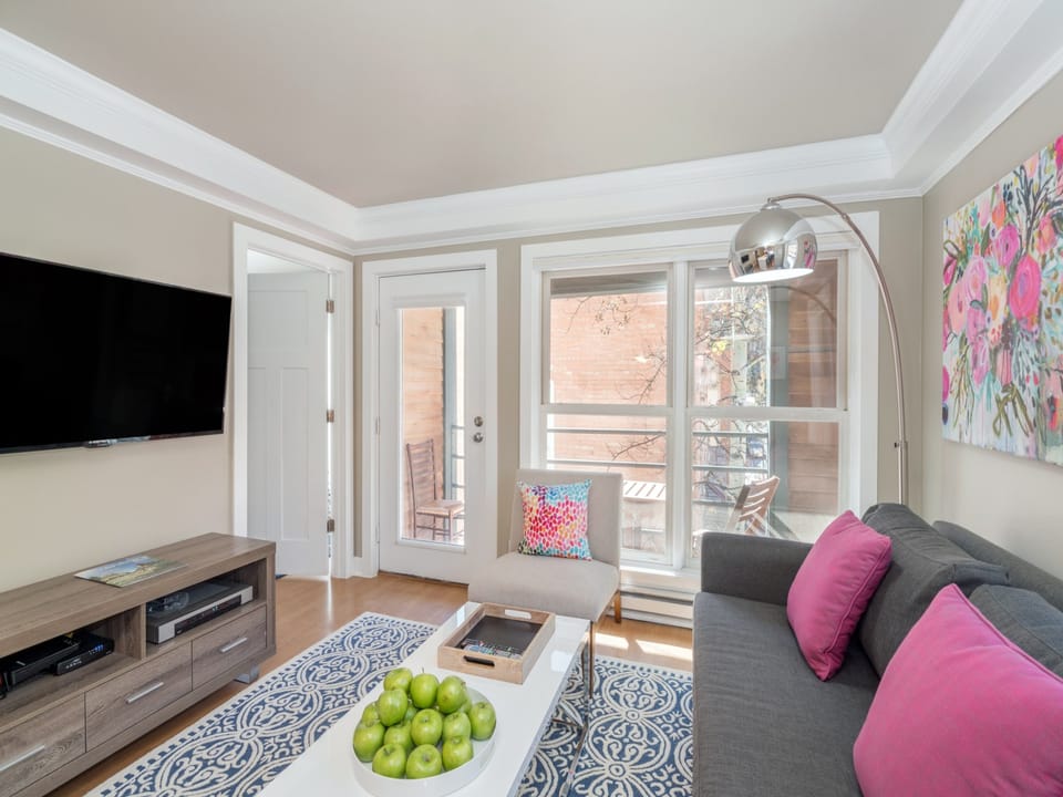 telluride-fall-line-210-living-room