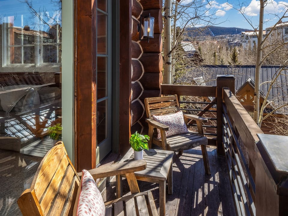 Beautiful views from the private balcony located off the main living area features gas grill perfect for grilling.